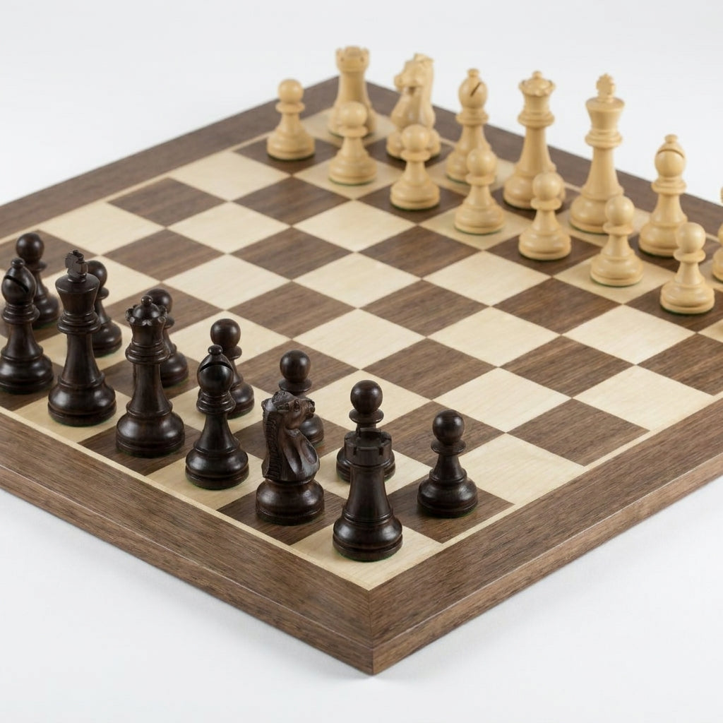 No.4 Chess Board – Walnut & Maple Inlay, 40 cm Tournament – view 4